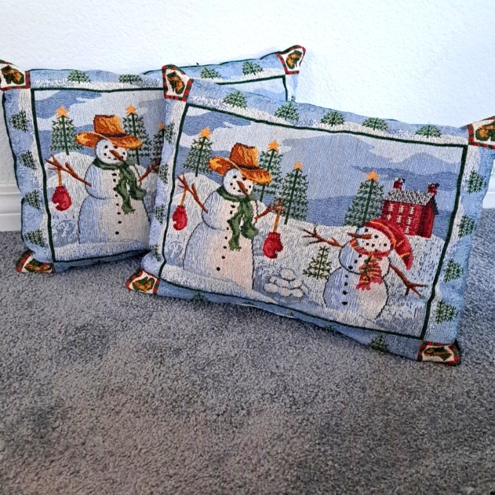 Winter Holiday Pillows Reverible Set of 2
